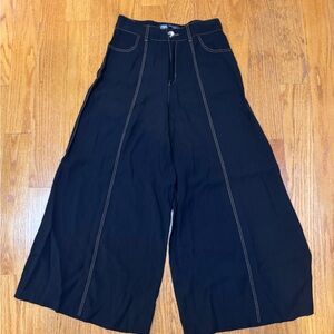 Zara Women's Black and Navy Trousers